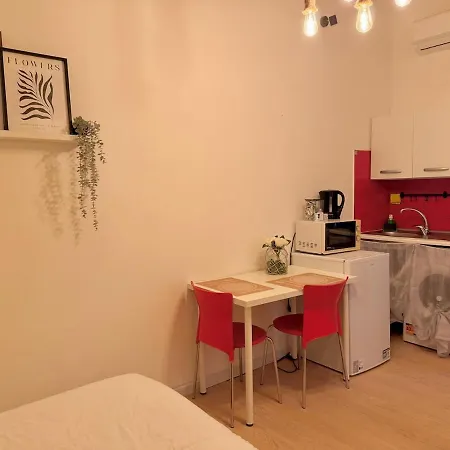 In Centro A Due Passi Dalla Metro Apartman